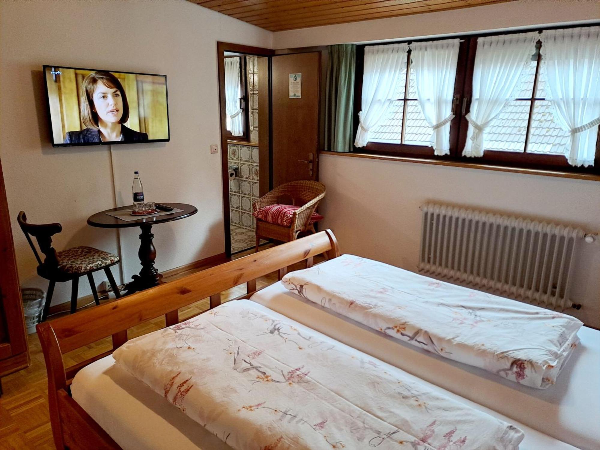 Pension Schlossbergblick Simonswald Bagian luar foto