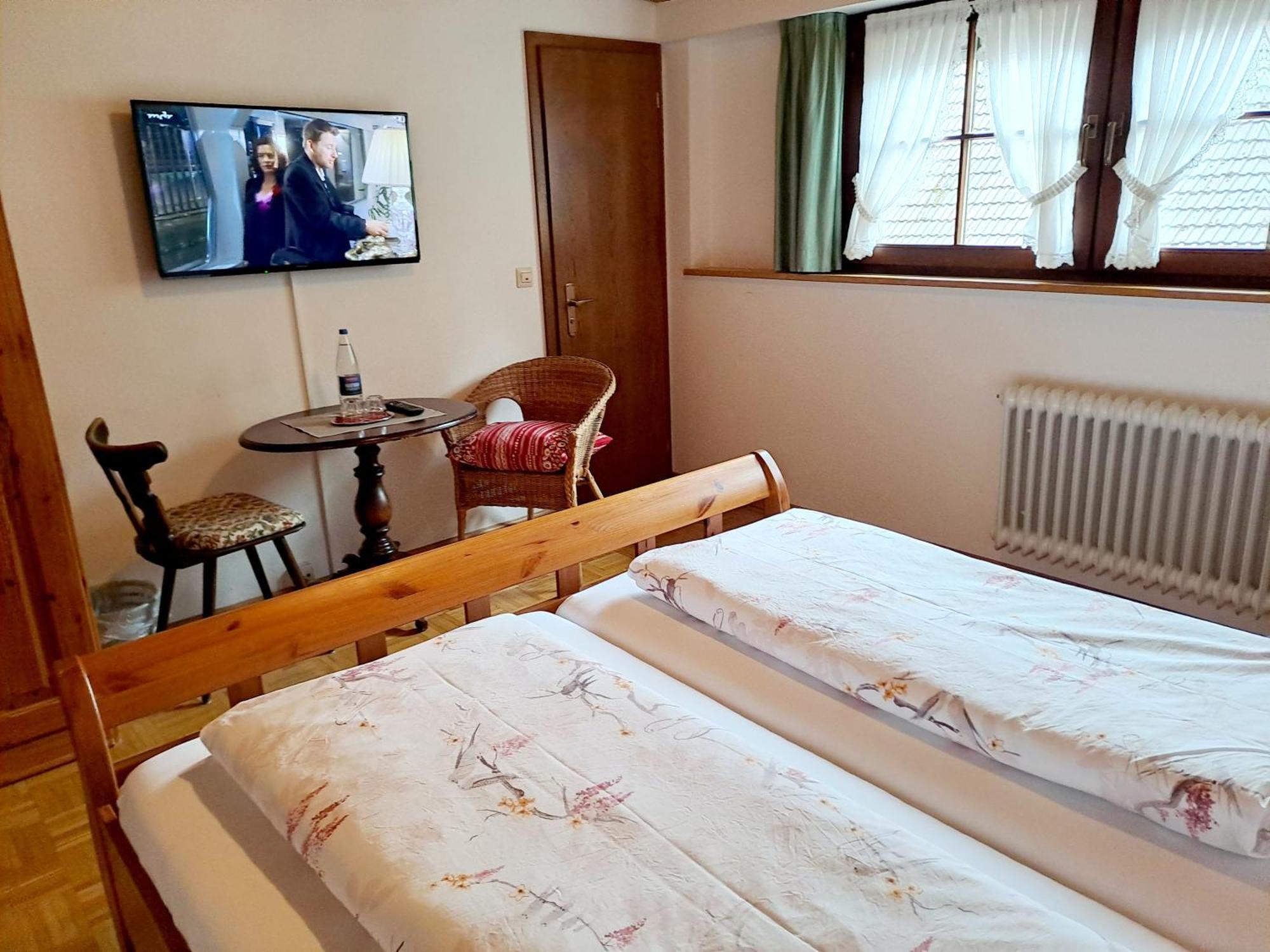 Pension Schlossbergblick Simonswald Bagian luar foto